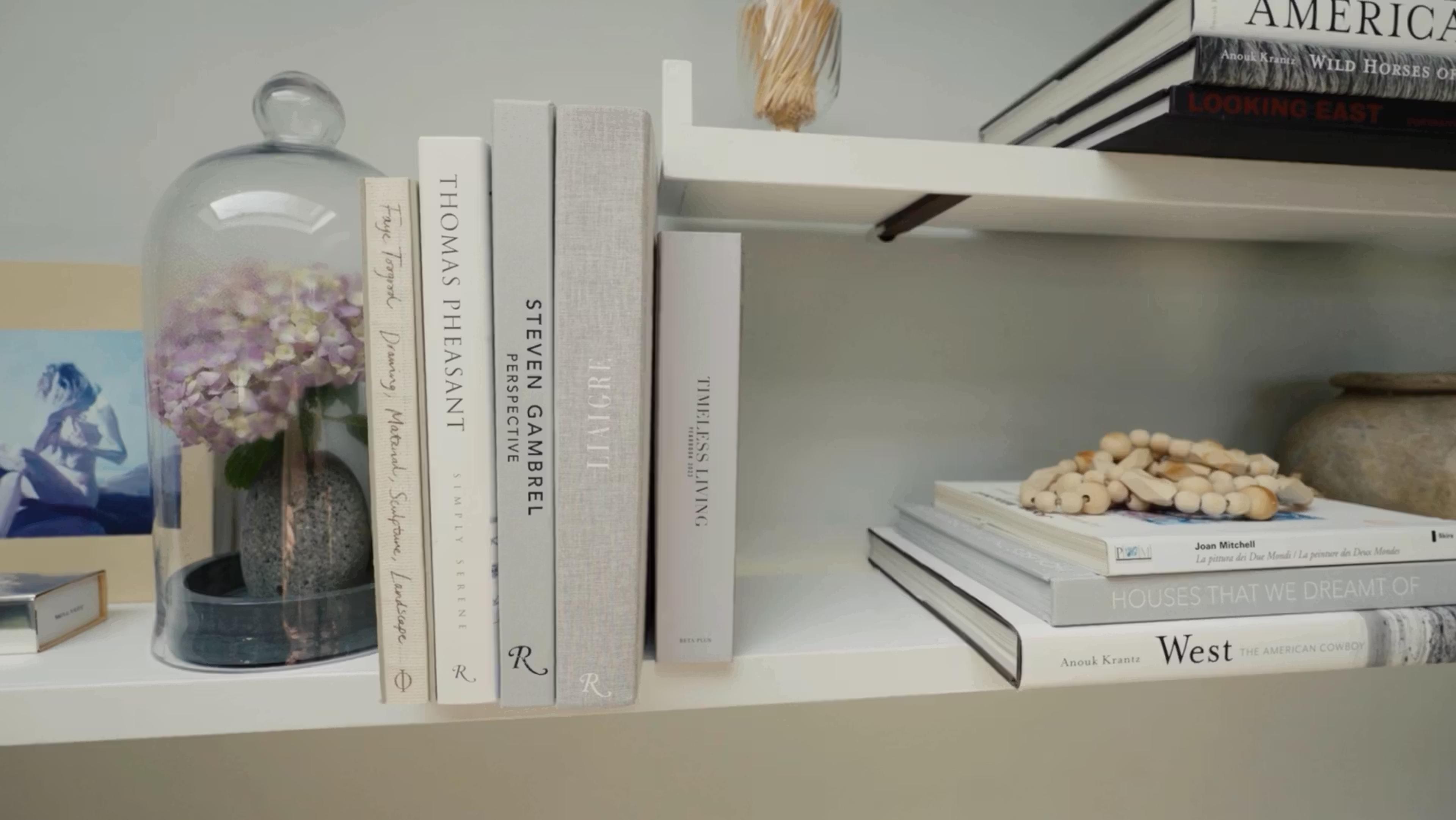 bookshelf 