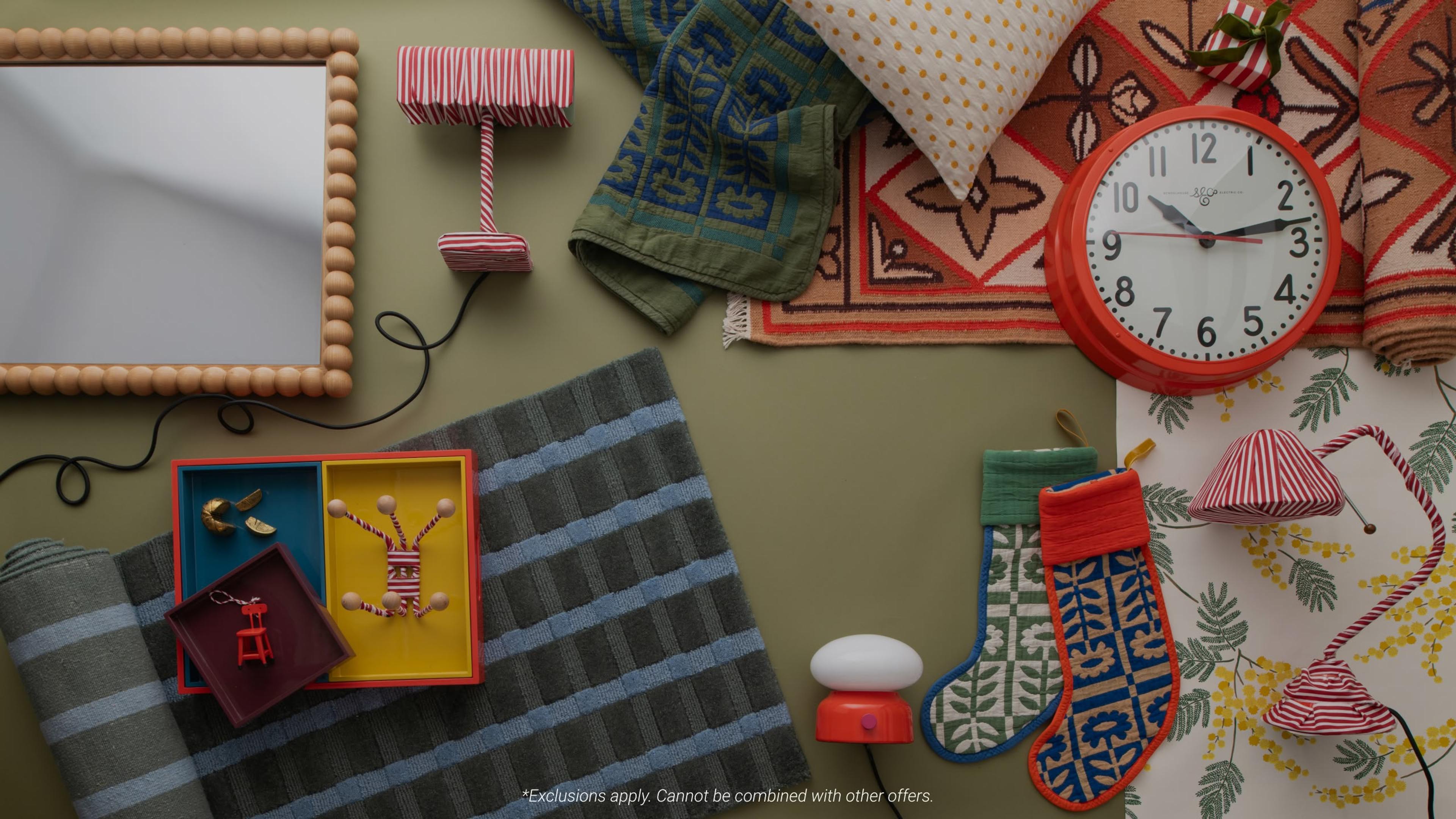 Cheerful layflat decorated for the holidays