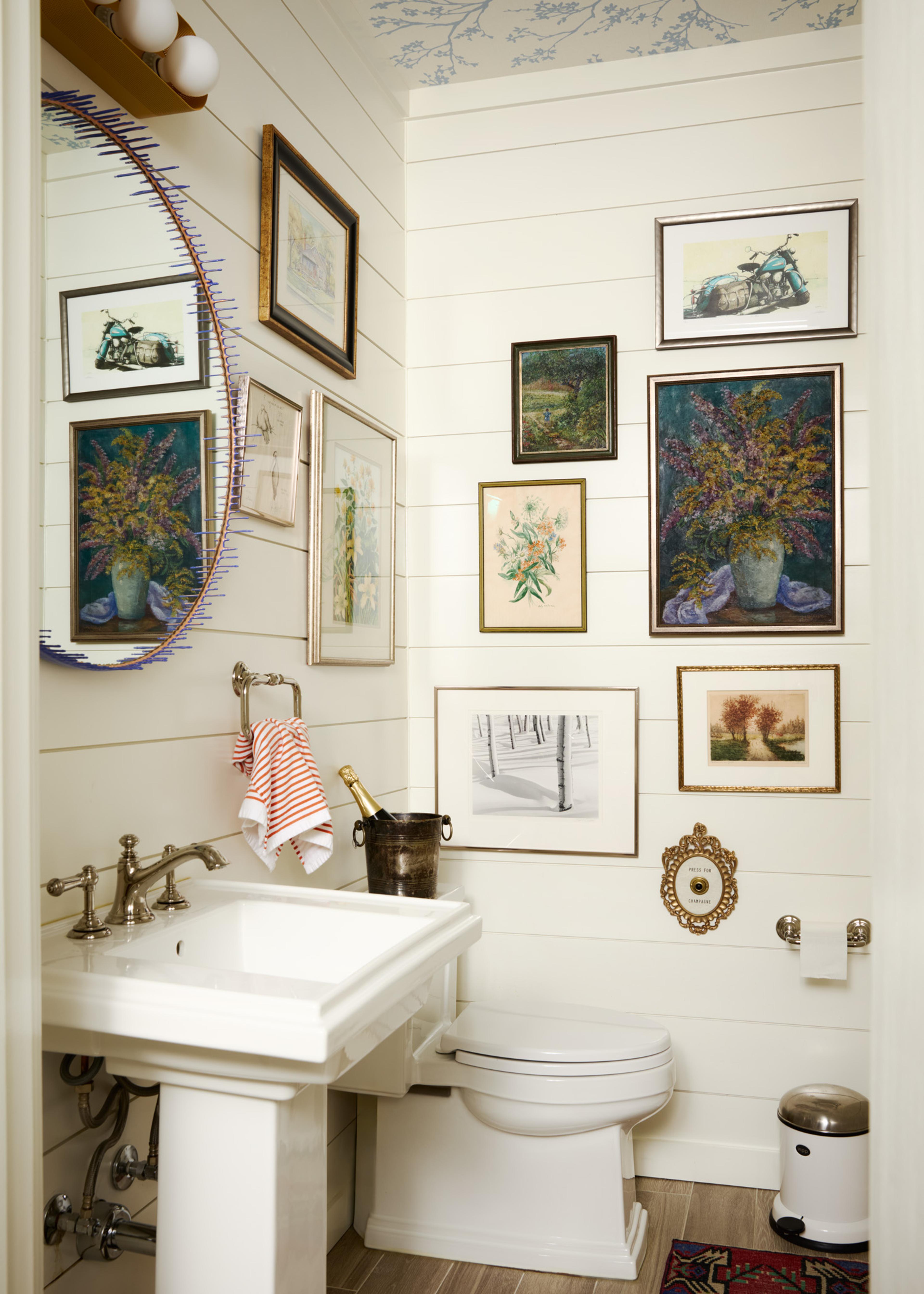 Traditional bathroom.