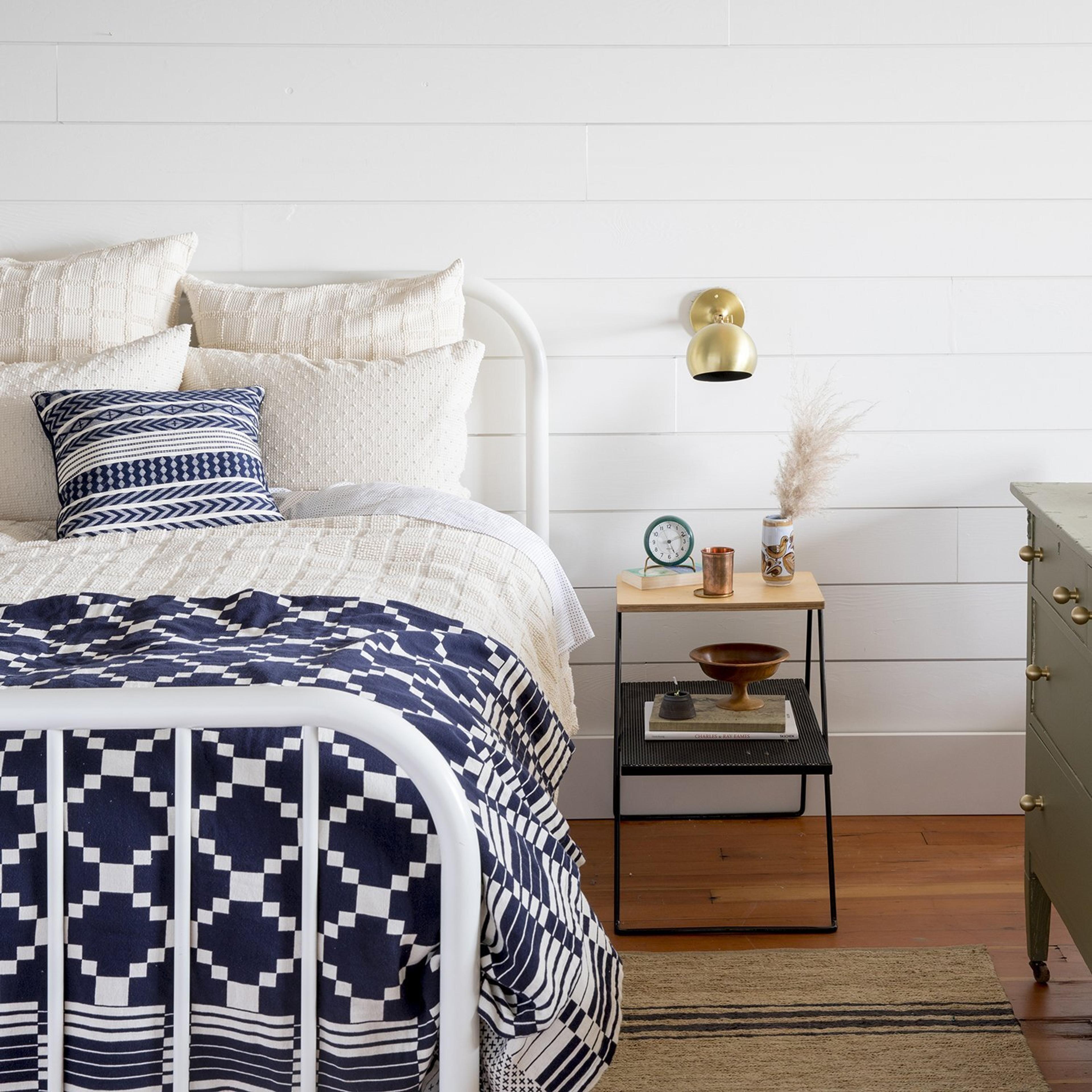 Cozy coastal bedroom.