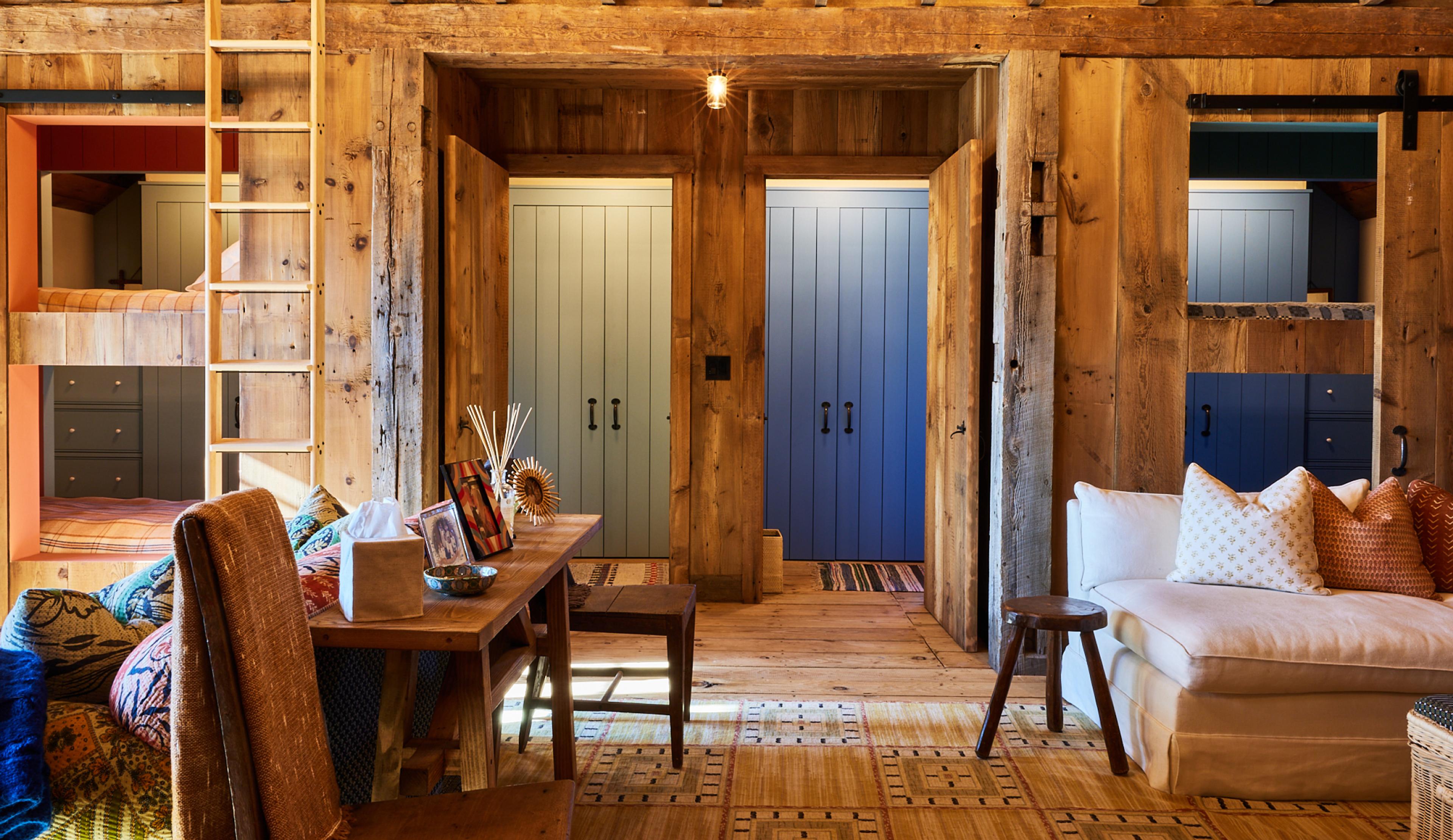 wooden cabin living room 