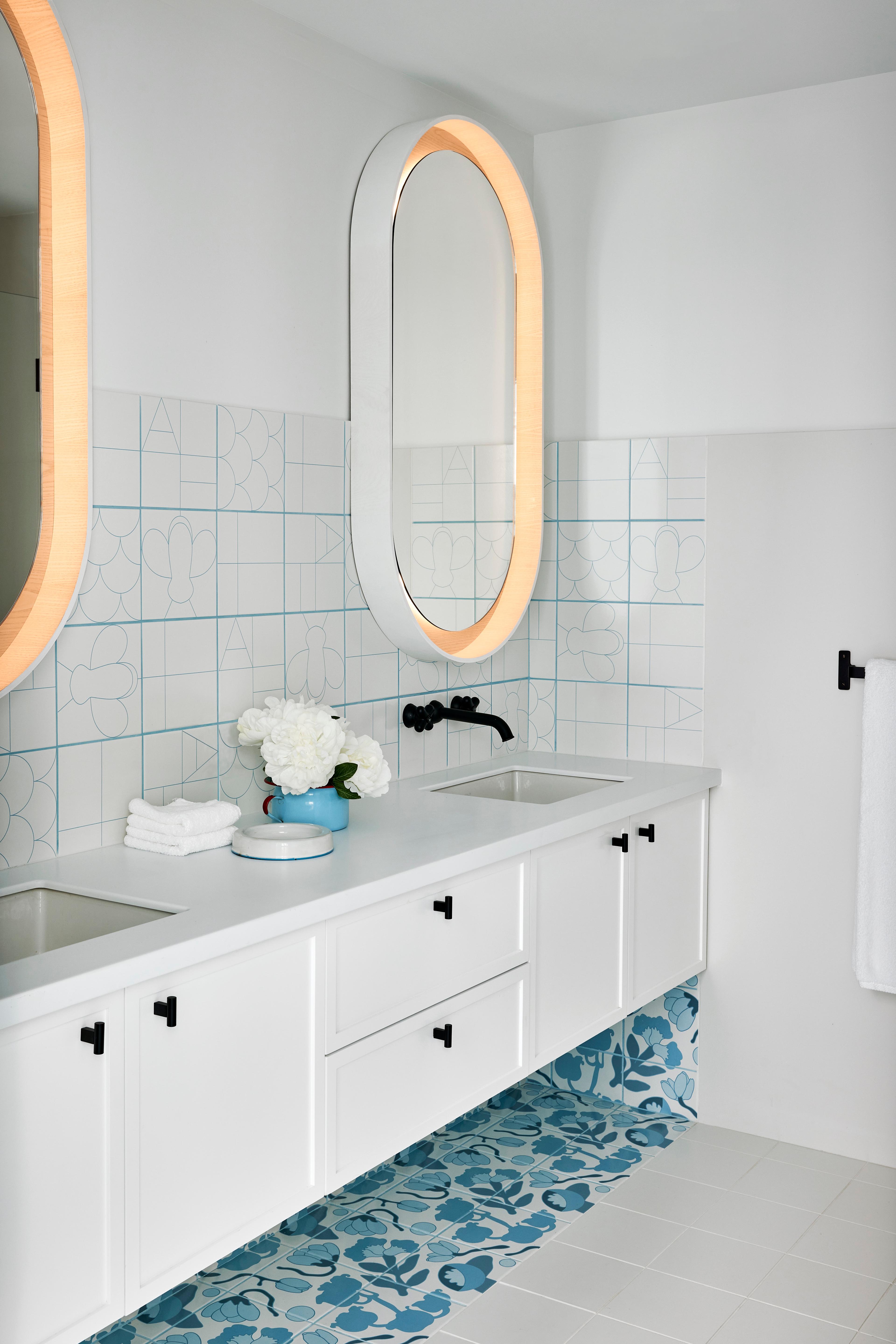 blue and white bathroom